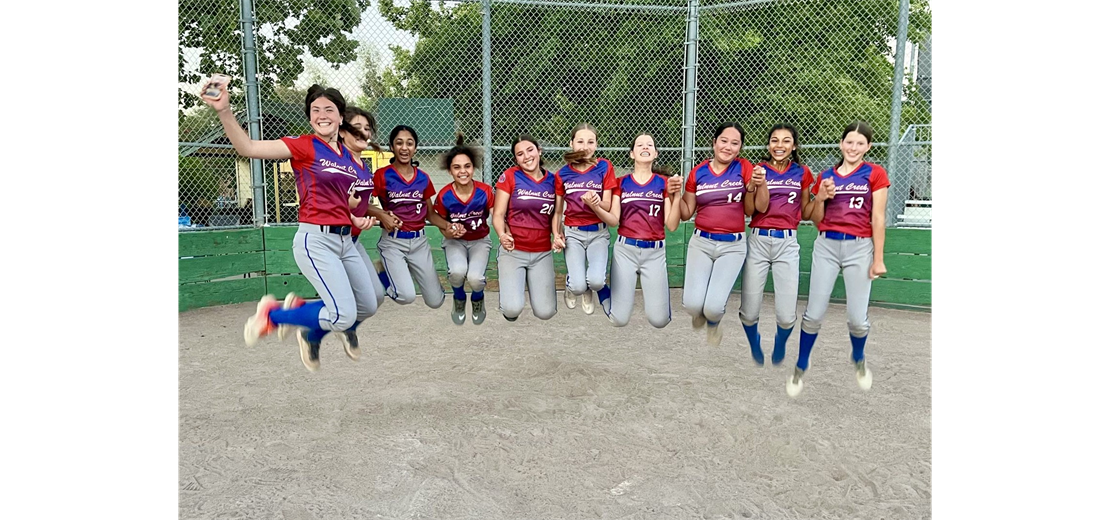 Heat Captures Softball Juniors Division Crown in 16-15 Walk Off